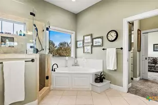 948 Upper Elgin River Rd, Elgin, TX 78621 - Photo 16