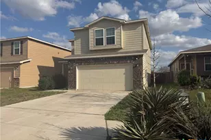 323 Mistflower, New Braunfels, TX 78130 - Photo 2