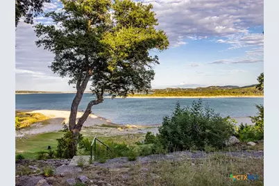 874 Lakebreeze Drive, Canyon Lake, TX 78133 - Photo 8