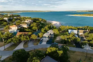 874 Lakebreeze Dr, Canyon Lake, TX 78133 - Photo 44