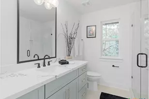 874 Lakebreeze Dr, Canyon Lake, TX 78133 - Photo 40