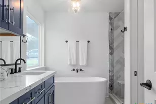 874 Lakebreeze Dr, Canyon Lake, TX 78133 - Photo 30