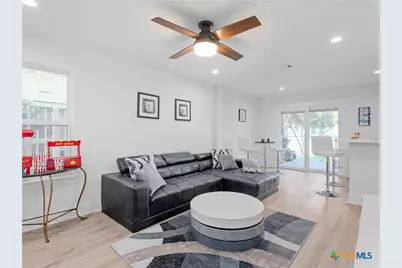 874 Lakebreeze Drive, Canyon Lake, TX 78133 - Photo 34