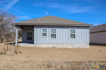 504 Story Avenue, Florence, TX 76527 - Photo 12