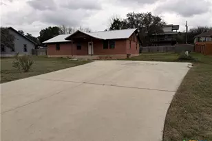 1616 Lonesome, Canyon Lake, TX 78133 - Photo 2