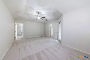 2620 Foresthaven Dr, New Braunfels, TX 78132 - Photo 14