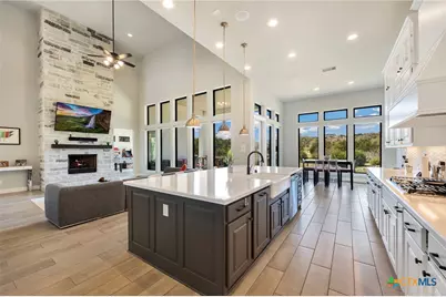 1647 Bussola, New Braunfels, TX 78132 - Photo 8