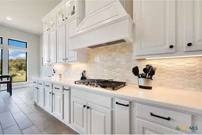 1647 Bussola, New Braunfels, TX 78132 - Photo 12