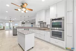 1118 E Maxwell Ditch Rd, Port Lavaca, TX 77979 - Photo 12