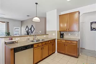 216 Hawks Meadows, Schertz, TX 78154 - Photo 10