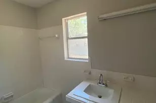 1364 Clinton Pl, Kenedy, TX 78119 - Photo 14