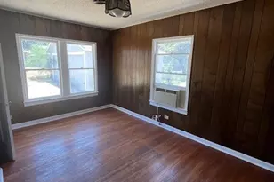1364 Clinton Pl, Kenedy, TX 78119 - Photo 10