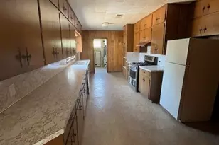 1364 Clinton Pl, Kenedy, TX 78119 - Photo 12