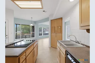 968 Queens Drive, New Braunfels, TX 78130 - Photo 14