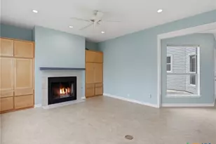 968 Queens Dr, New Braunfels, TX 78130 - Photo 8