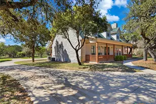 349 Apex Ave, New Braunfels, TX 78132 - Photo 2