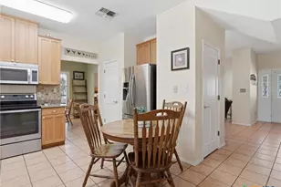 349 Apex Ave, New Braunfels, TX 78132 - Photo 14