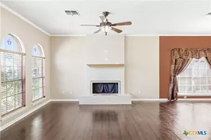 223 Spur Dr, Victoria, TX 77904 - Photo 4