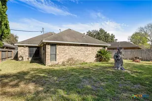 223 Spur Dr, Victoria, TX 77904 - Photo 18