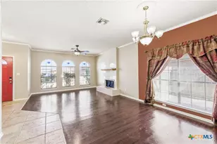 223 Spur Dr, Victoria, TX 77904 - Photo 6