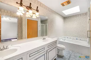 223 Spur Dr, Victoria, TX 77904 - Photo 14