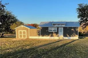 110 Guadalupe Dr, Oglesby, TX 76561 - Photo 1