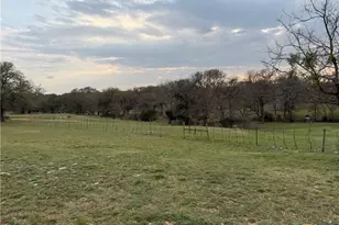 110 Guadalupe Dr, Oglesby, TX 76561 - Photo 22