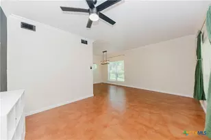 107 Silver Fox, Waco, TX 76705 - Photo 10