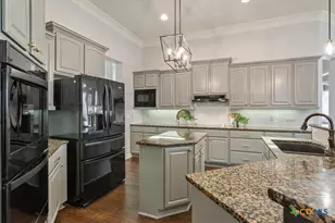 2205 High View Dr, Belton, TX 76513 - Photo 8