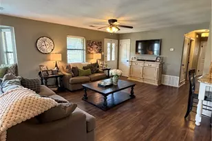 615 River Oaks Dr, Gatesville, TX 76528 - Photo 6