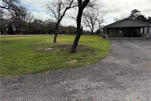 615 River Oaks Dr, Gatesville, TX 76528 - Photo 30