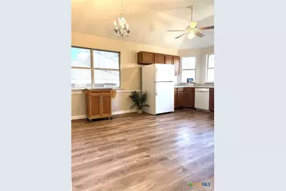 5412 Trailview Drive, Temple, TX 76502 - Photo 8