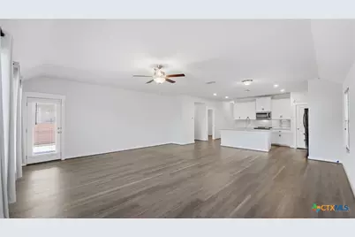 3640 Space Cloud Drive, New Braunfels, TX 78130 - Photo 6