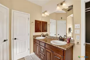 115 Lorenz, Stockdale, TX 78160 - Photo 20