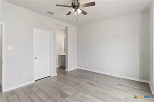 3809 Donald Dr, Seguin, TX 78155 - Photo 8