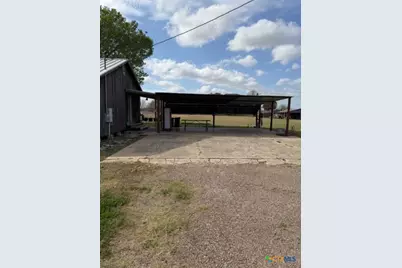 146 Elliott Road, Refugio, TX 78377 - Photo 6