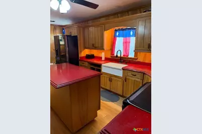 146 Elliott Road, Refugio, TX 78377 - Photo 18