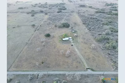 146 Elliott Road, Refugio, TX 78377 - Photo 2