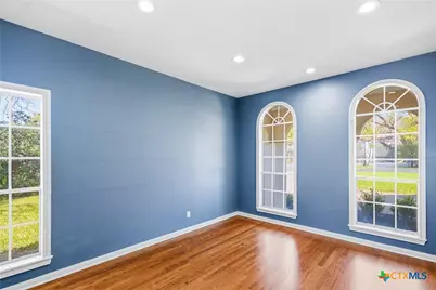 303 Roseland Avenue, Victoria, TX 77901 - Photo 16