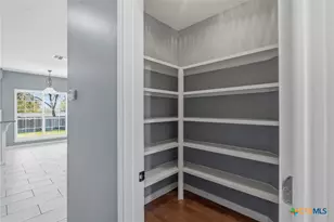 303 Roseland Ave, Victoria, TX 77901 - Photo 16