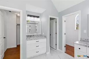 303 Roseland Ave, Victoria, TX 77901 - Photo 40