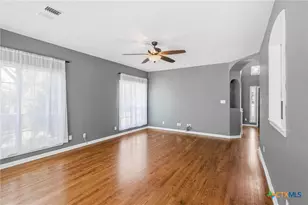 303 Roseland Ave, Victoria, TX 77901 - Photo 32