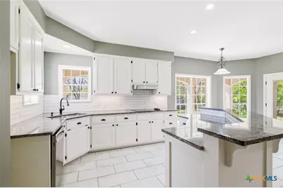 303 Roseland Avenue, Victoria, TX 77901 - Photo 18