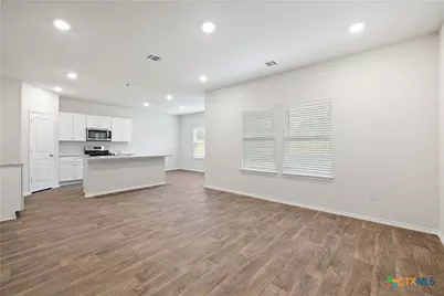 2861 Brogan Creek, New Braunfels, TX 78130 - Photo 4