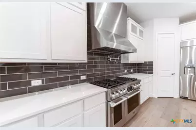 15098 Dorothy Drive, Lakeway, TX 78734 - Photo 6