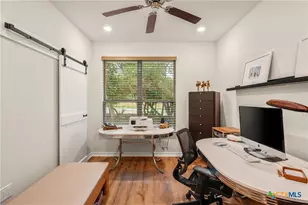 805 Willow Creek Cir, San Marcos, TX 78666 - Photo 12