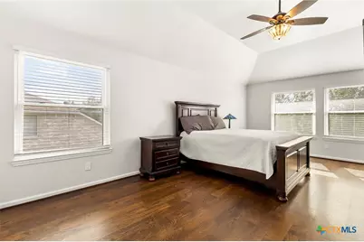 2854 Lakehills Street, San Antonio, TX 78251 - Photo 14