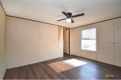 413 West Oaks Drive, Victoria, TX 77905 - Photo 18