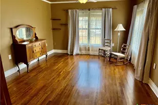 150 N Chilton Ave, Goliad, TX 77963 - Photo 8