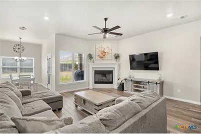 512 Holstein Drive, Belton, TX 76513 - Photo 2